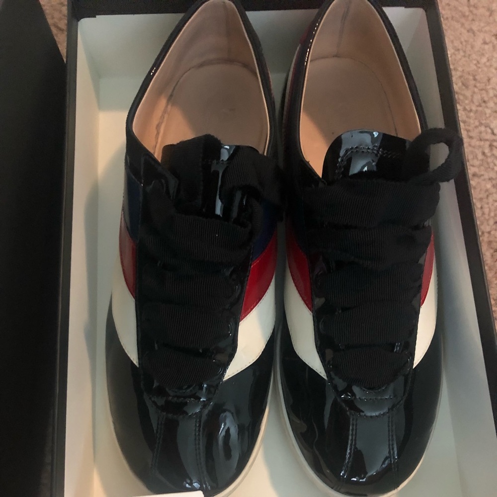 Gucci Patent leather sneaker